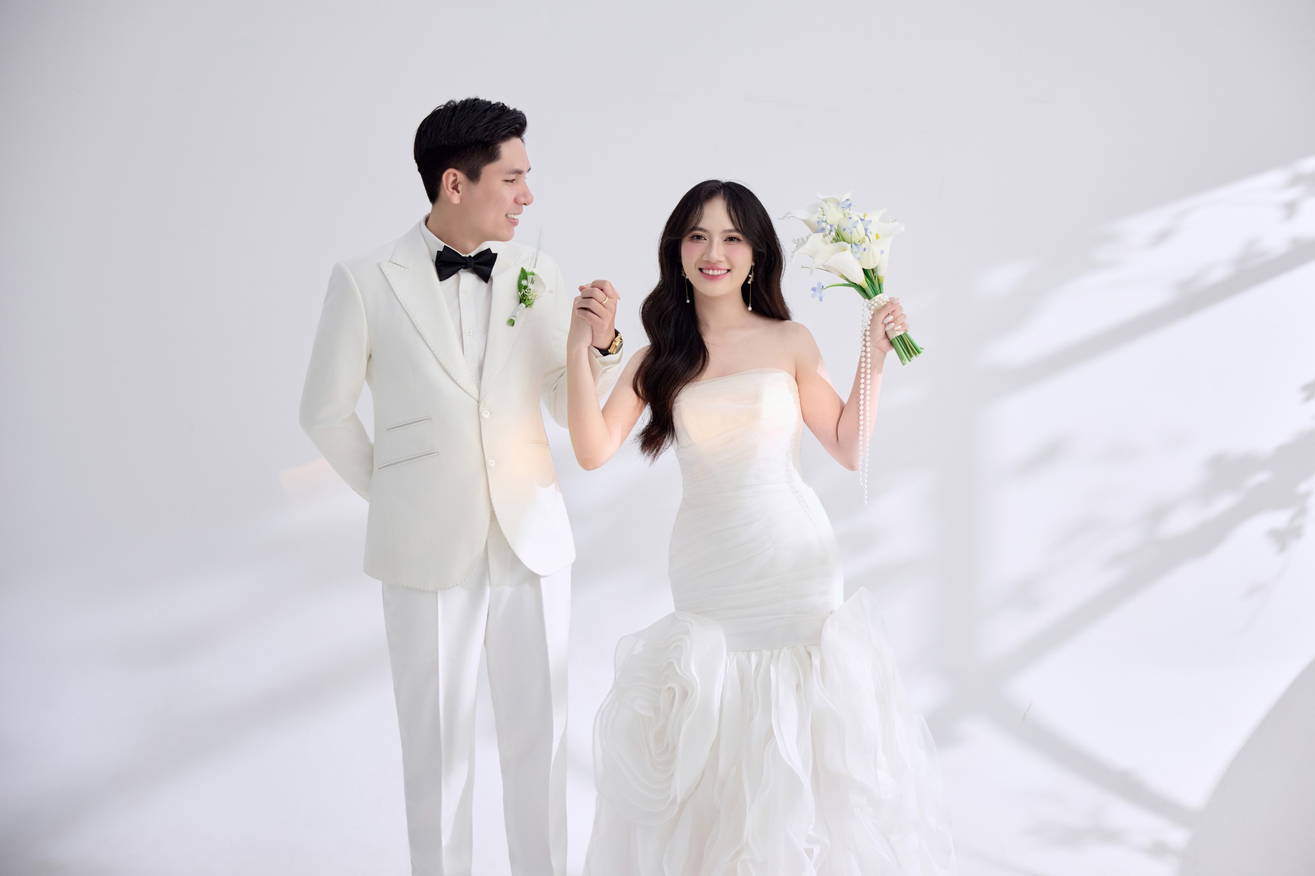 Thùy Linh & Phạm Ngọc