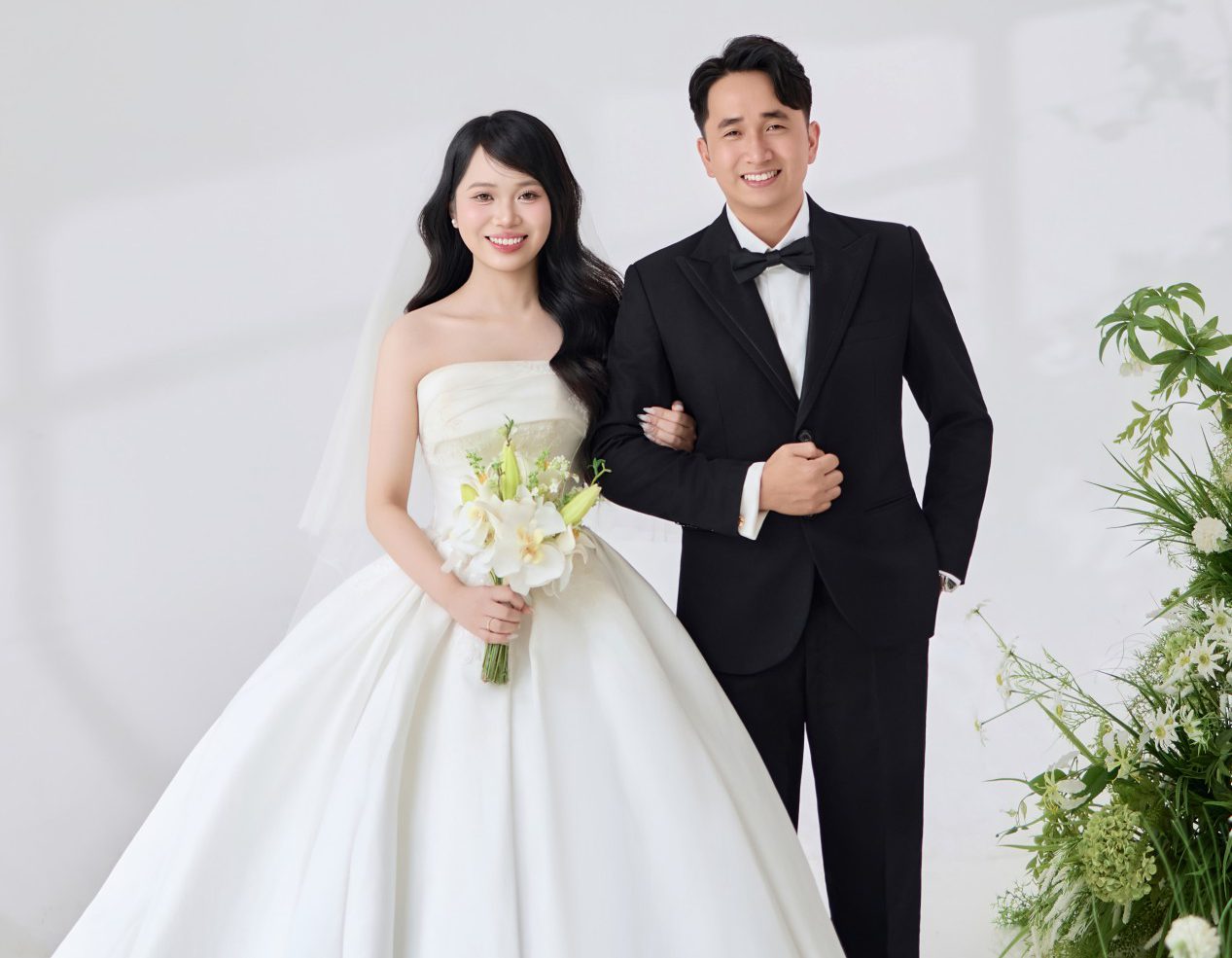 Văn Luân & Hồng Nguyệt